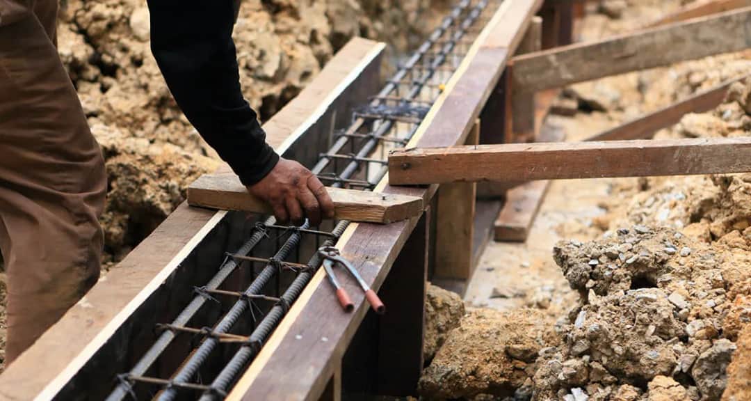 Jaki cement na fundament? Wybierz najlepszy materiał budowlany