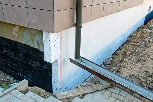 Jak wzmocnić fundamenty, aby uniknąć kosztownych napraw i zagrożeń