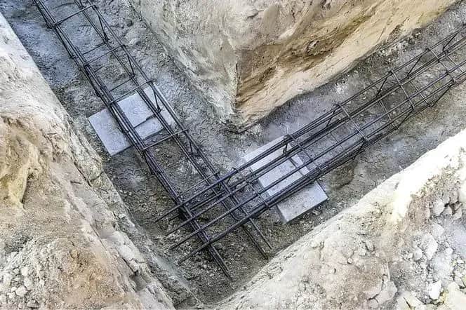 Ile drutu na fundament? Oblicz dokładnie, by uniknąć strat