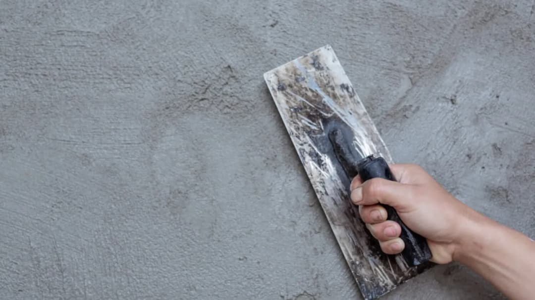 Ile za położenie tynku na elewacji? Sprawdź ceny i rodzaje tynków